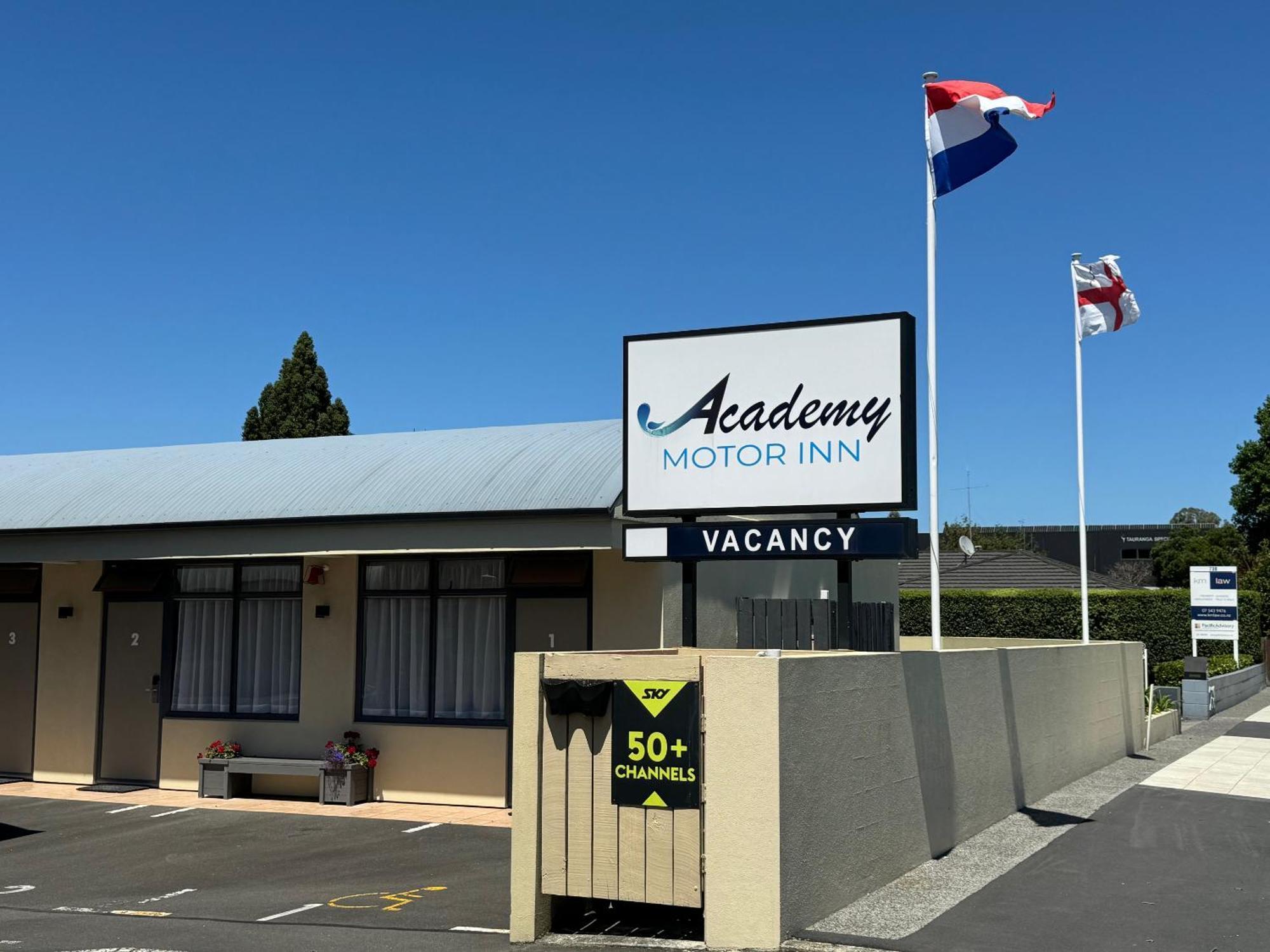 Academy Motor Inn Тауранга Экстерьер фото