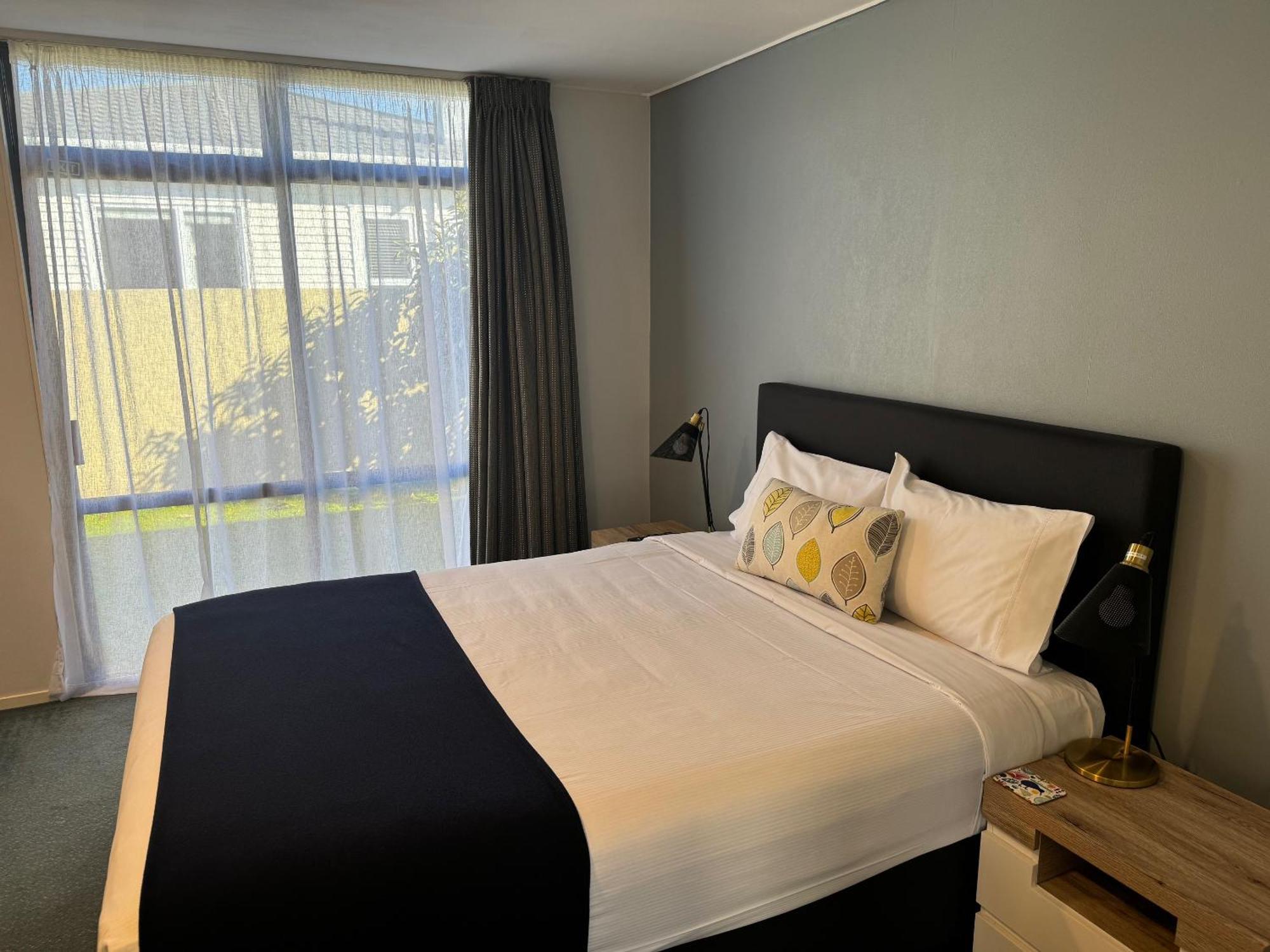 Academy Motor Inn Тауранга Экстерьер фото