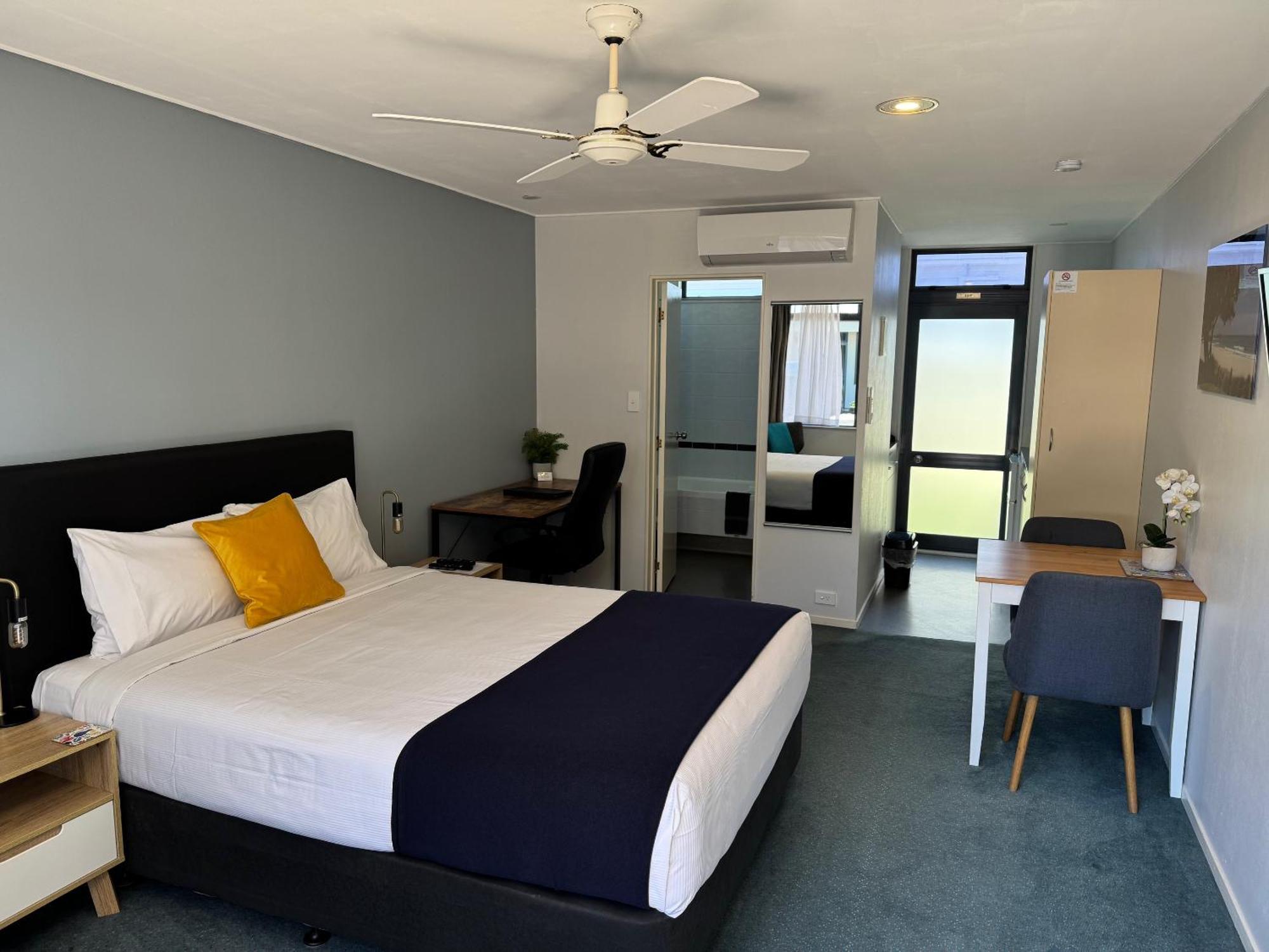 Academy Motor Inn Тауранга Экстерьер фото